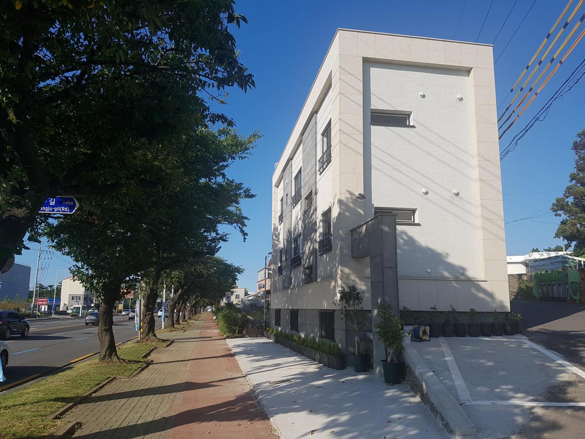 Yong Stay Jeju Exterior photo